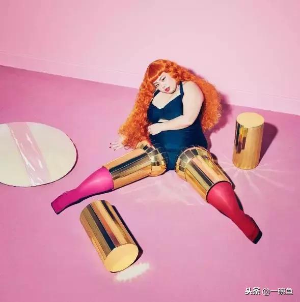 身高157，体重200斤的她，靠什么赢了水原希子？！