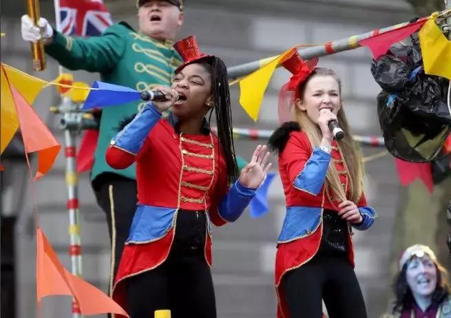 英国跨年的情景,英国跨年