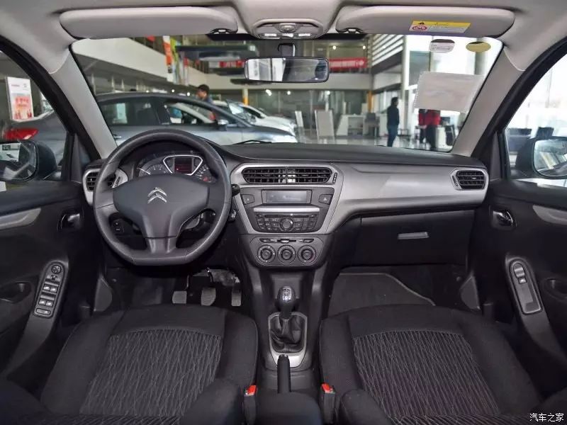 法国小钢炮东风标致,法国小子