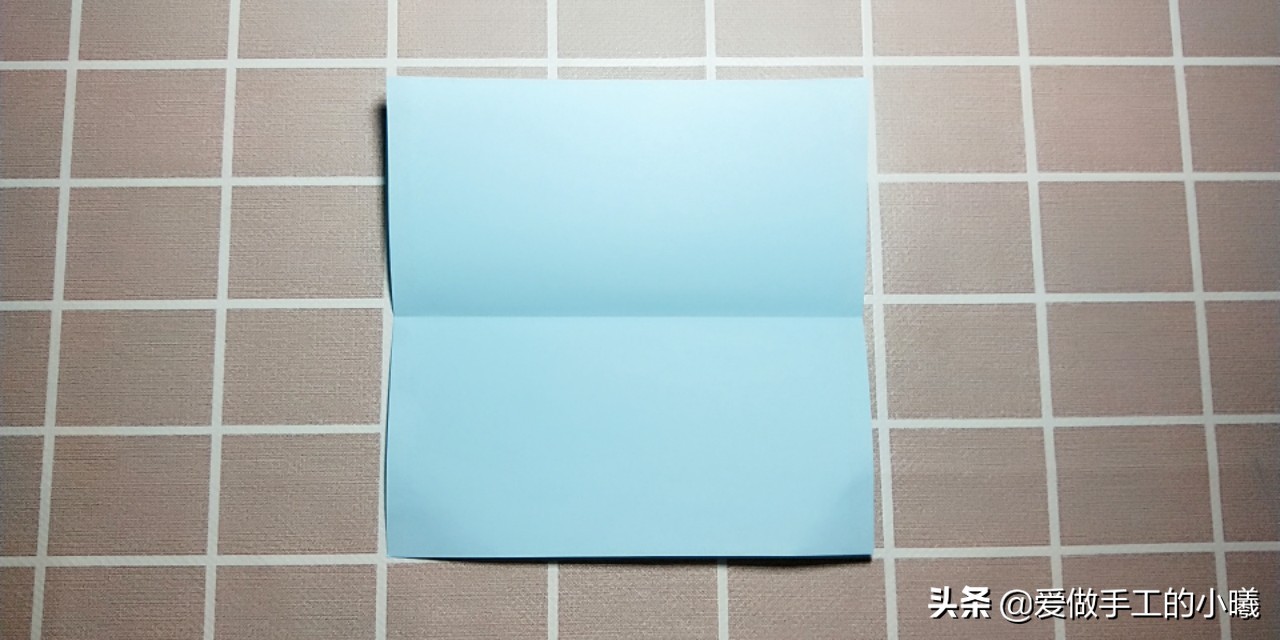 蝴蝶结折纸怎样贴在贺卡上好看,折纸简单又漂亮的蝴蝶结收纳盒