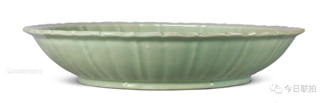 顶级官窑粉青釉,粉青釉镂空瓷器内部图片大全