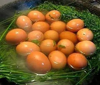 鸡蛋和什么煮可以治痛经,老中医当归煮鸡蛋