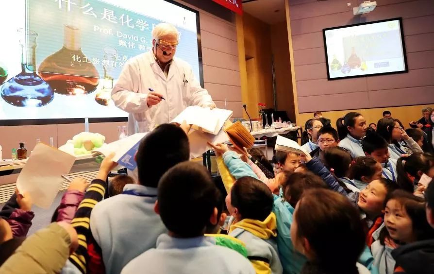 回顾70年教育发展,老照片回顾中国教育