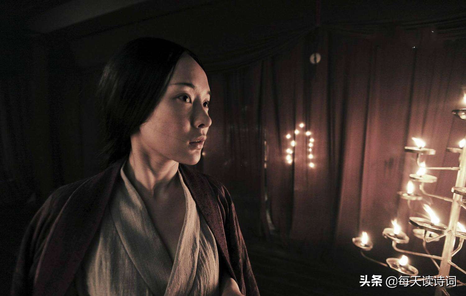 盗墓贼拿棺材偷走女尸,盗墓贼盗走的宝物