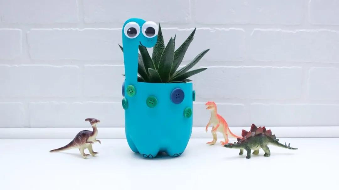 可乐塑料瓶扔掉可以做什么好玩的,塑料瓶的七种玩法