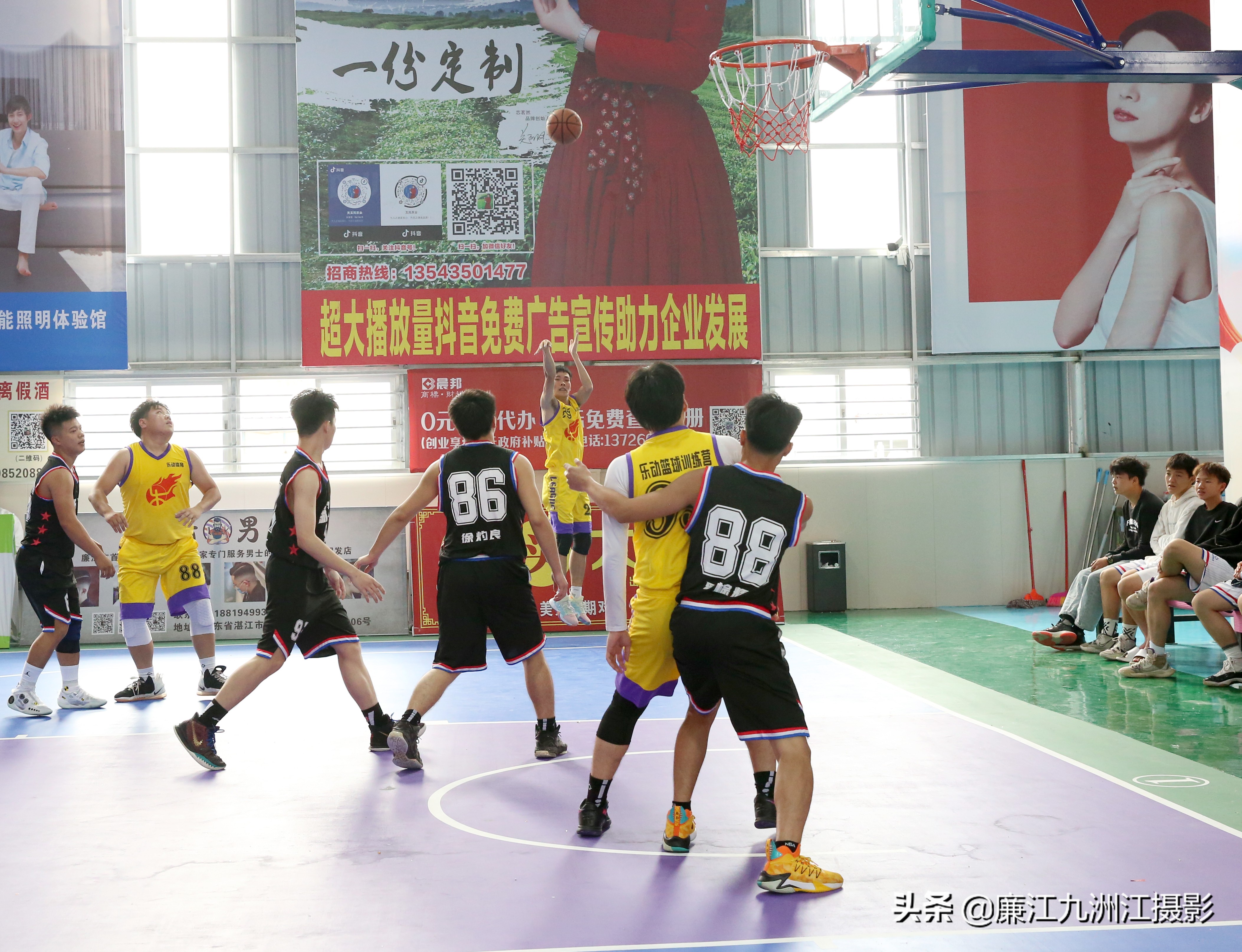 廉江市乐动体育馆,廉江乐动杯篮球比赛