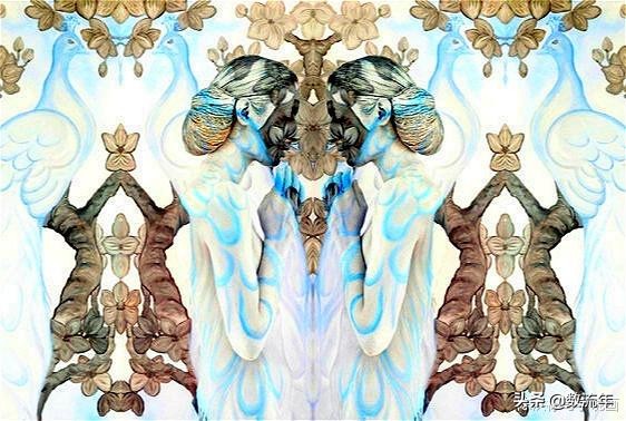 神奇的绘画:一边画一边让模特的身体一点点消失,画完模特不见了