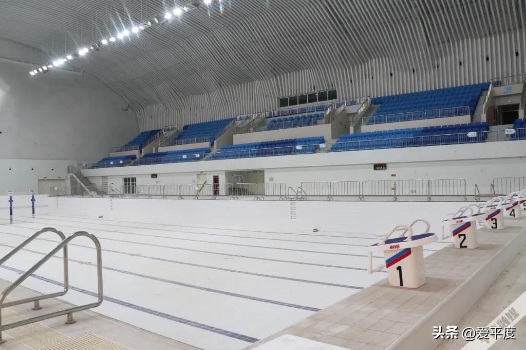 平度奥体中心羽毛球馆在哪,平度新篮球馆