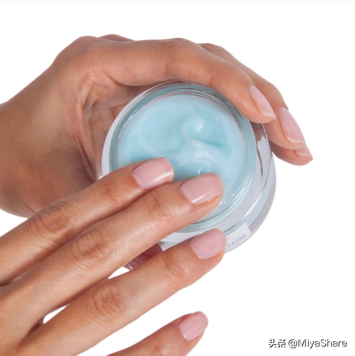 新手买化妆品如何避坑,化妆品囤货