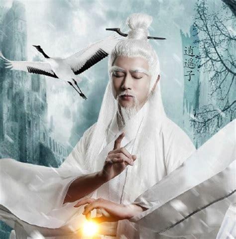 金庸小说里的十大绝世武功排行,金庸小说最厉害全部武功排名