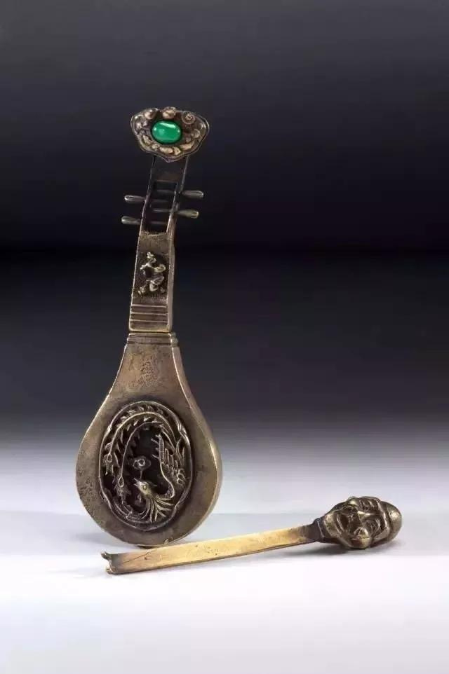 从前的锁好看钥匙也精美,从前的锁好看钥匙也精美什么意思