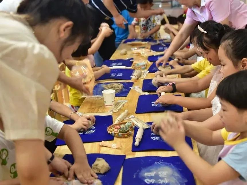 黄石市教育培训,黄石崇艺荟幼儿园