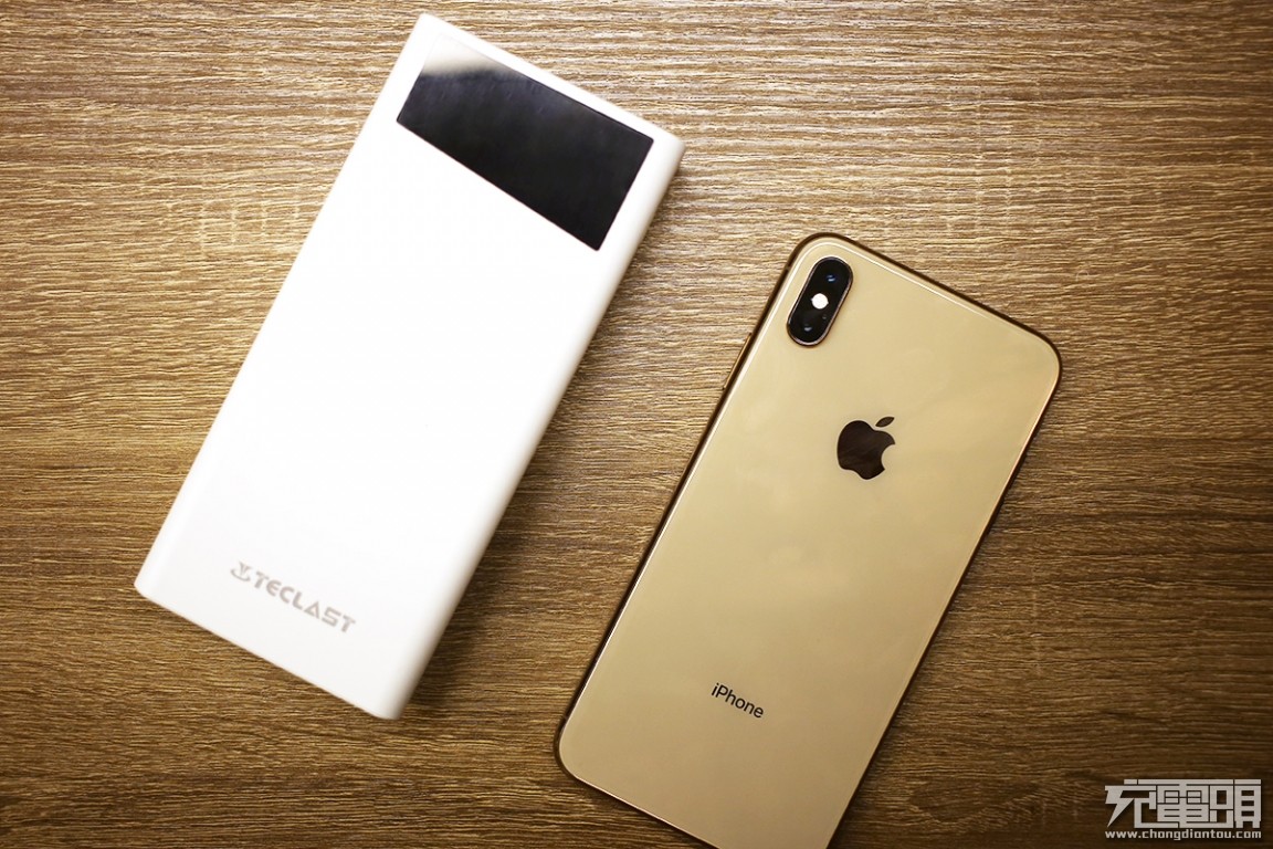 30000毫安大容量移动电源,30000毫安大电池手机