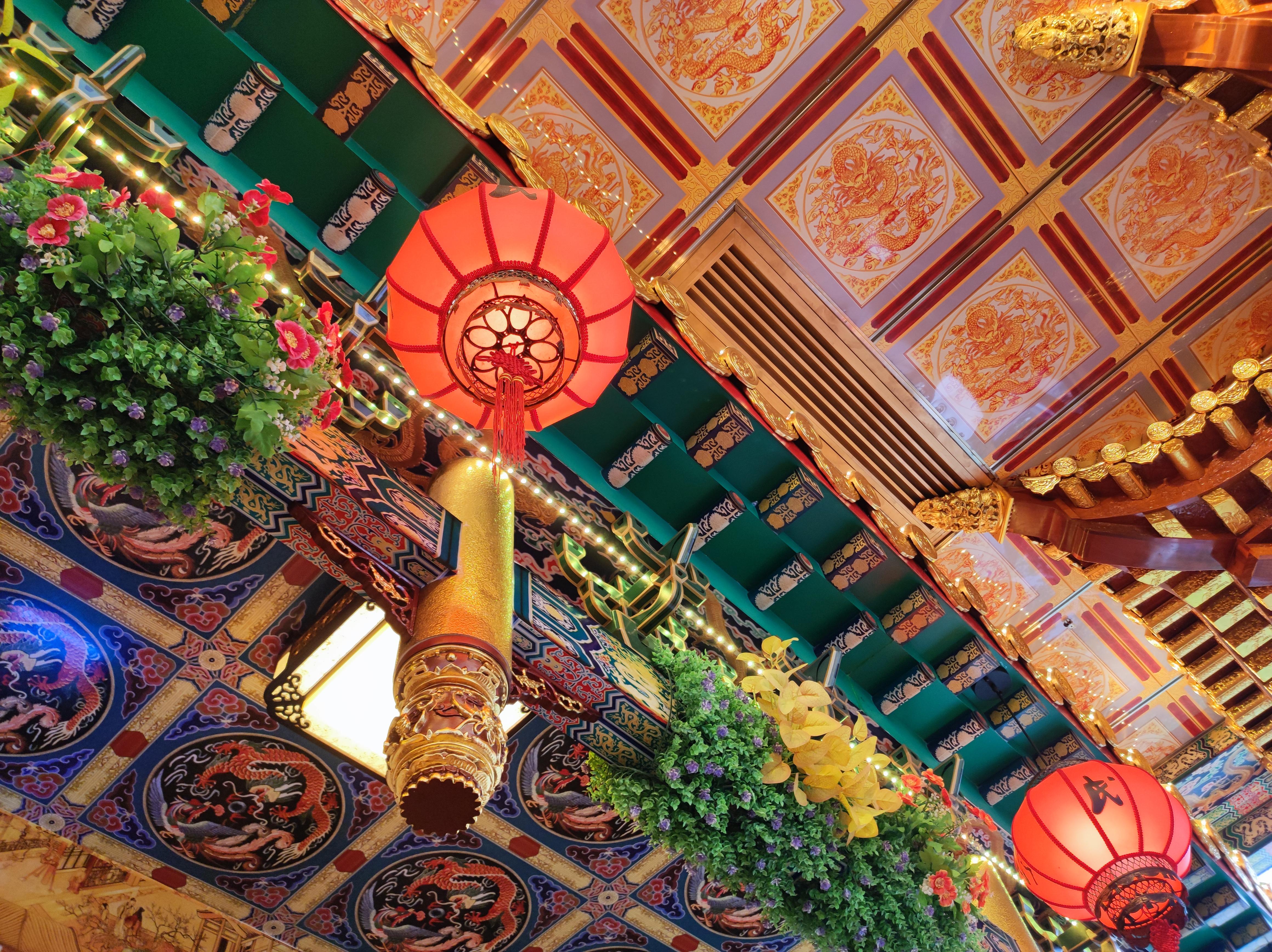 外国人有多喜欢小米11青春版？ins女博主发长文表白：太美了