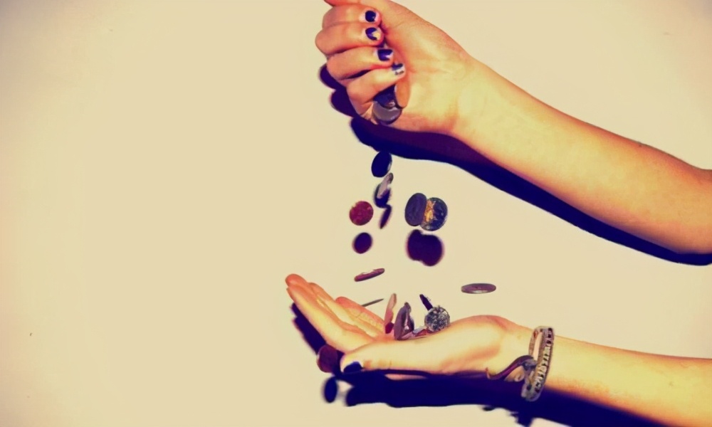 回撤小收益高的纯债基金有哪些,稳定收益的纯债基金怎么选