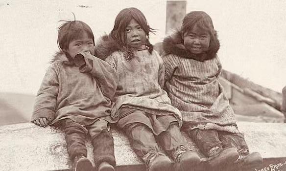 爱斯基摩人是一夫一妻制吗,爱斯基摩人的原始生活方式