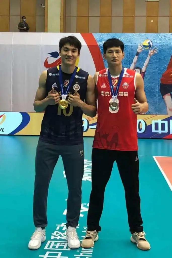 阿兰入选国家队,入选国家队视频