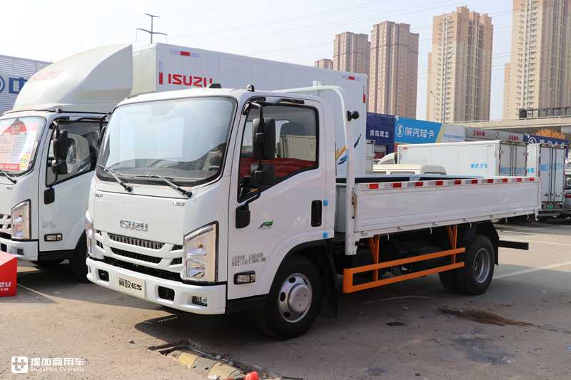 五十铃轻卡和重汽轻卡哪个质量好,五十铃轻卡哪款最好耐用