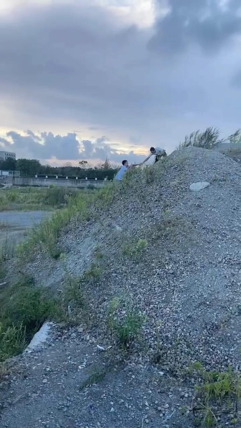 上海看美丽的大海,上海哪里有海滩看大海免费