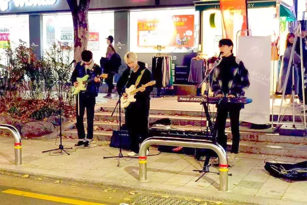 深圳这次入冬成功了吗,深圳终于进入了深秋的天气