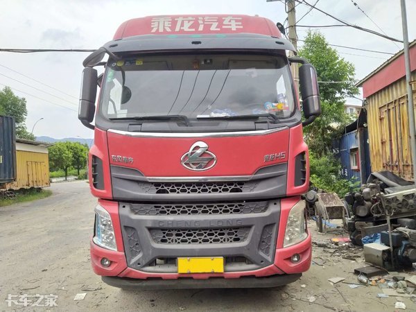 开水泥罐车辛苦吗,开水泥搅拌车挣钱吗