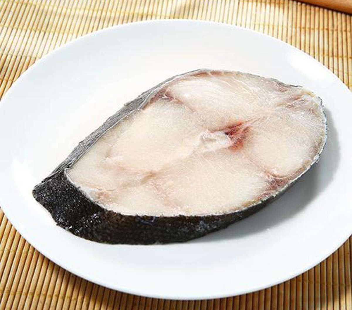 名不虚传的费裤衩鱼，吃完化身喷油射手，香滑口感带来尴尬境遇