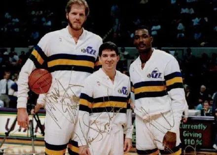 场均5.56帽！NBA又一大神去世！他的站帽太经典了