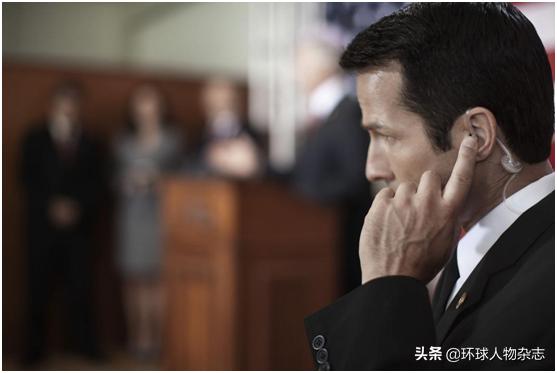 拜登的贴身保镖有多厉害,拜登身后的亚裔保镖一夜爆红