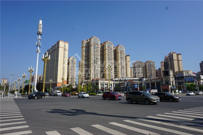 南充宝信法拉利广场公寓68平户型,宝信法拉利广场租房