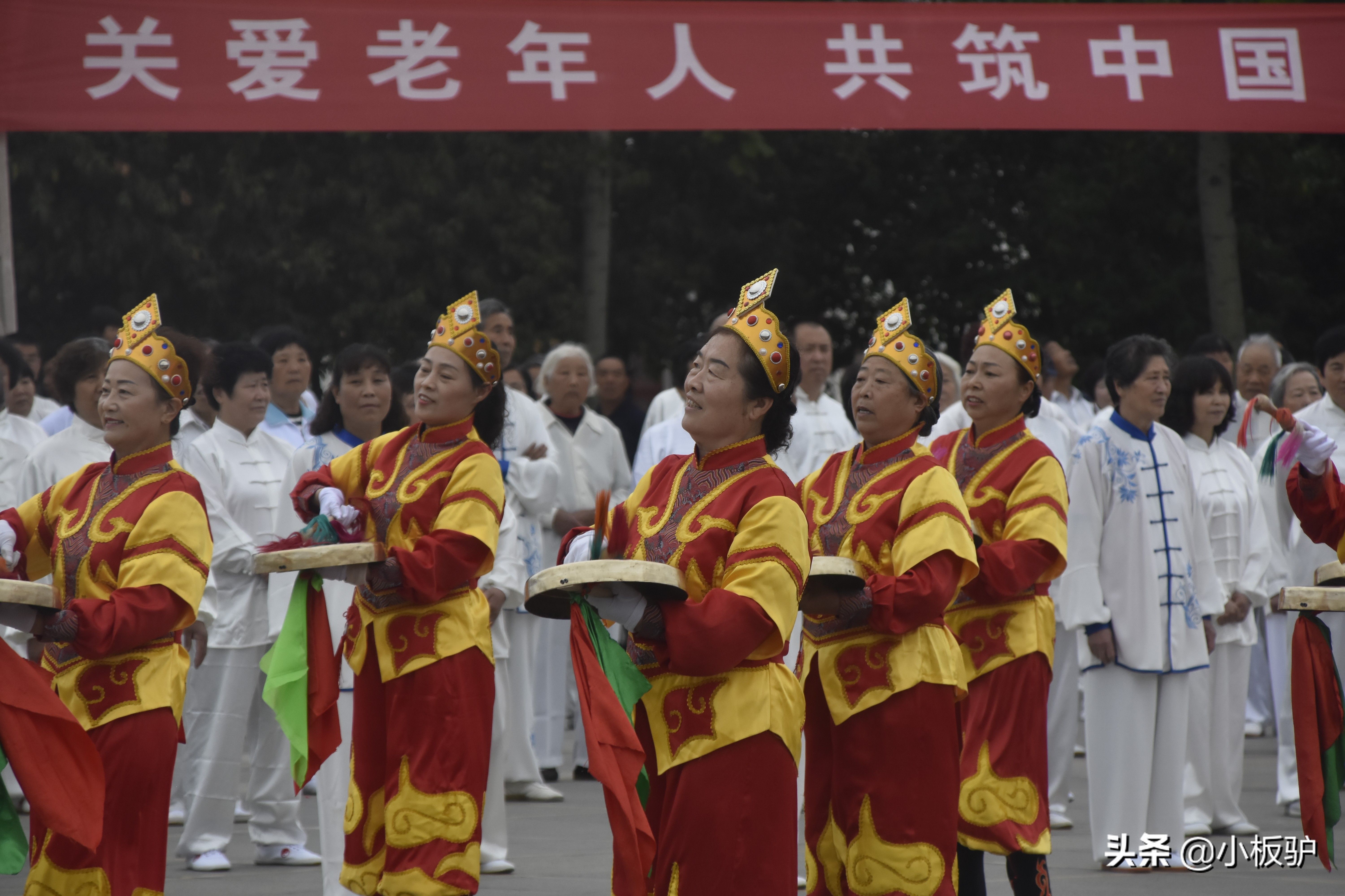 激情锣鼓表演,秧歌威风锣鼓表演完整版
