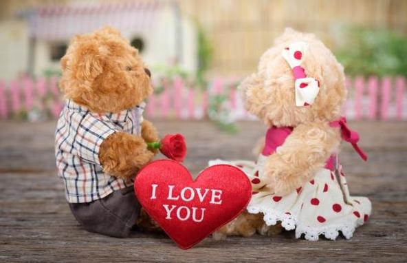 小三上门挑衅原配的做法太解气了,小三挑衅原配丈夫霸气反击