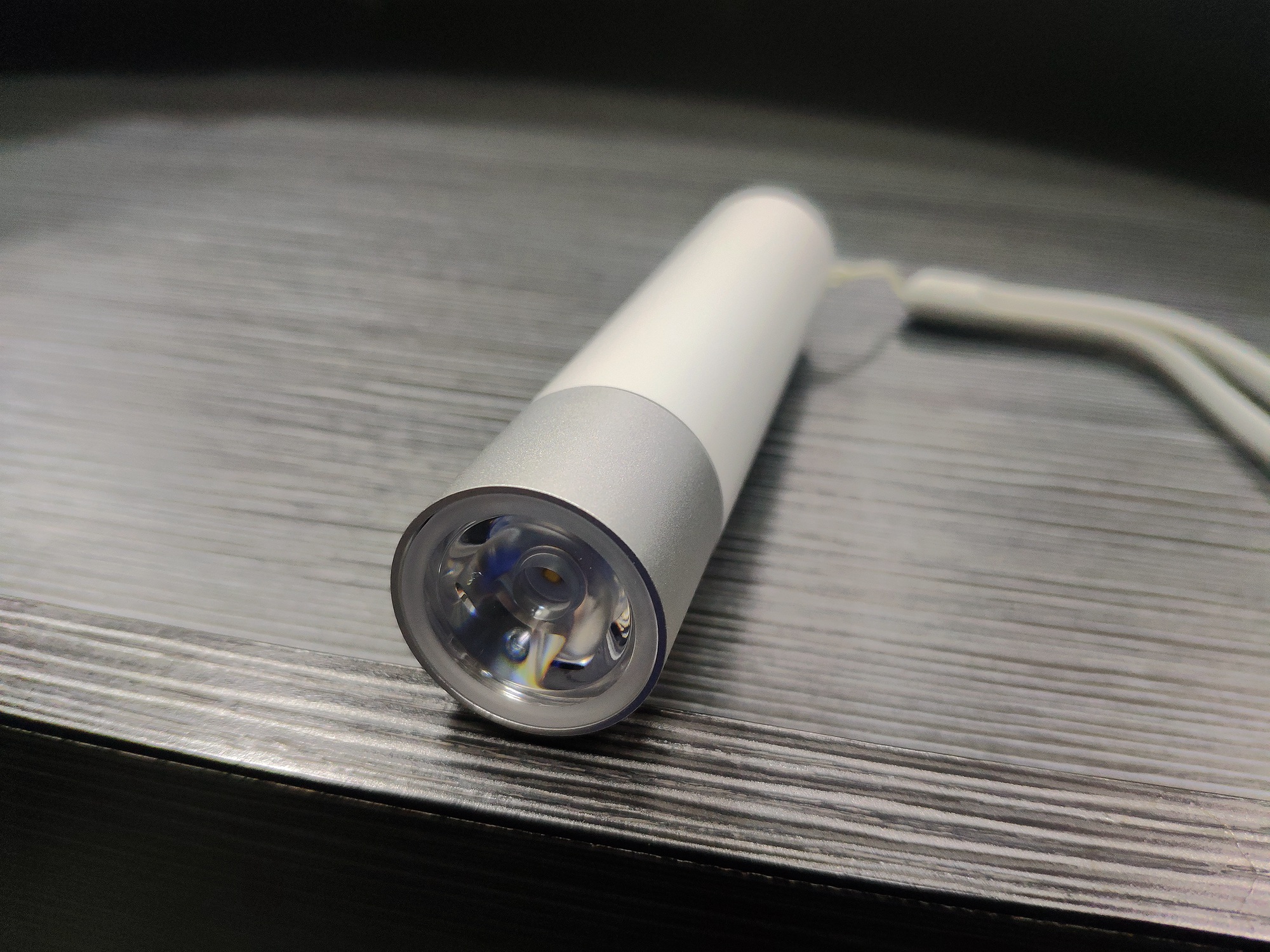 小米新款多功能手电筒,小米多功能手电筒