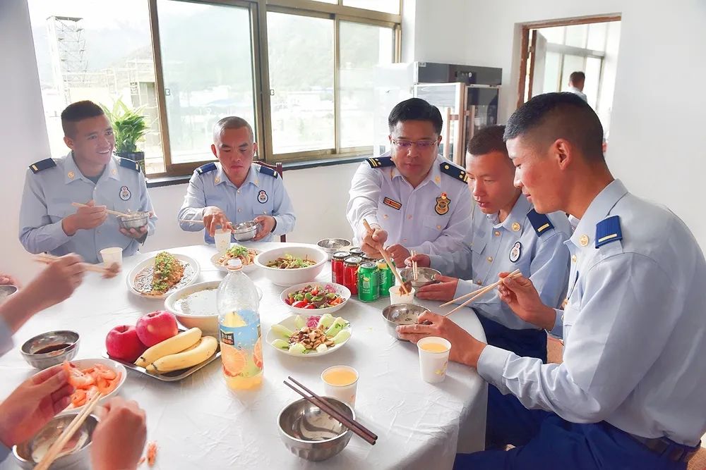 乘风破浪再出发的意思 (乘风破浪再出发怎么唱)