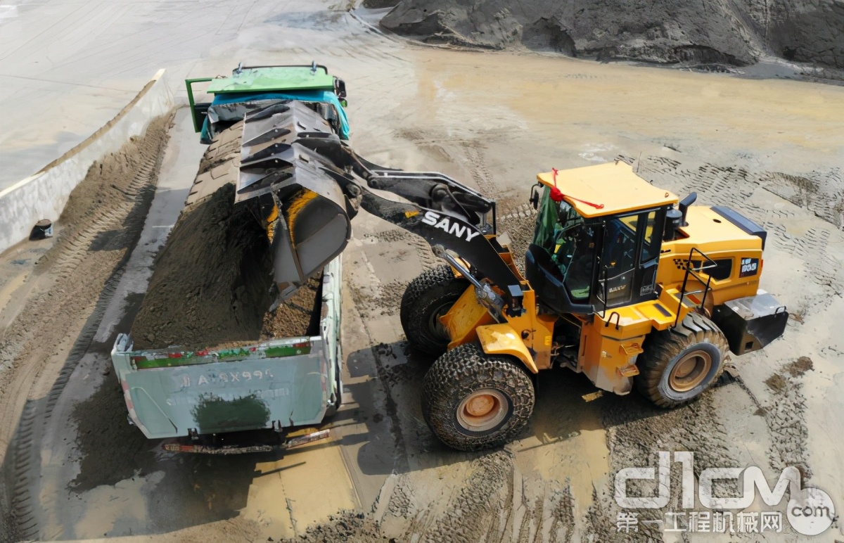 三一装载机品质,三一重工装载机946