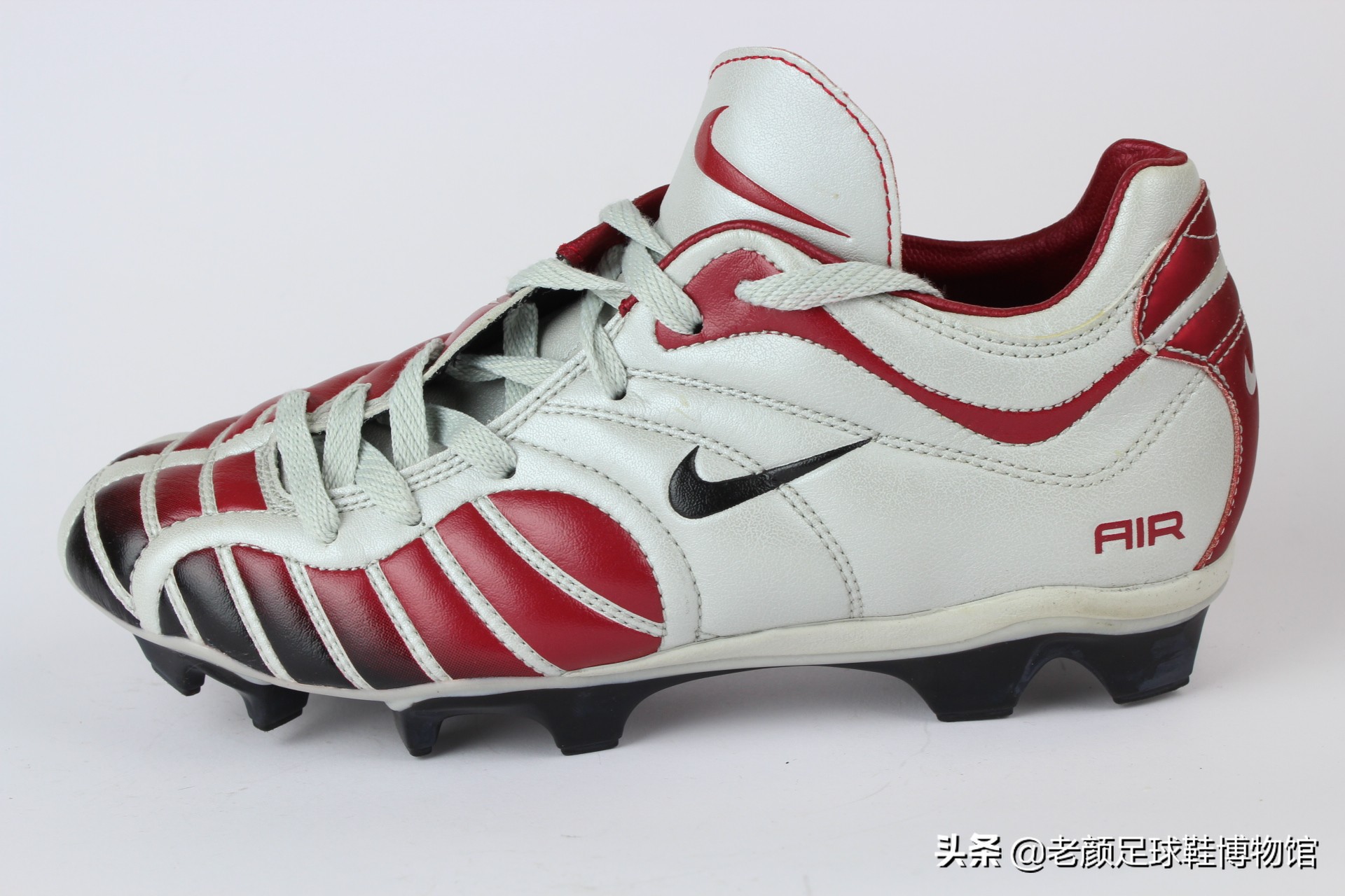 梅西夺大力神杯球鞋价值,梅西美洲杯签名球鞋