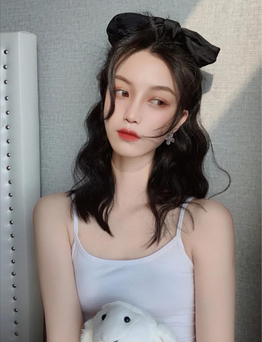 公认最不耐看的脸型女,最好看的三种脸型女生