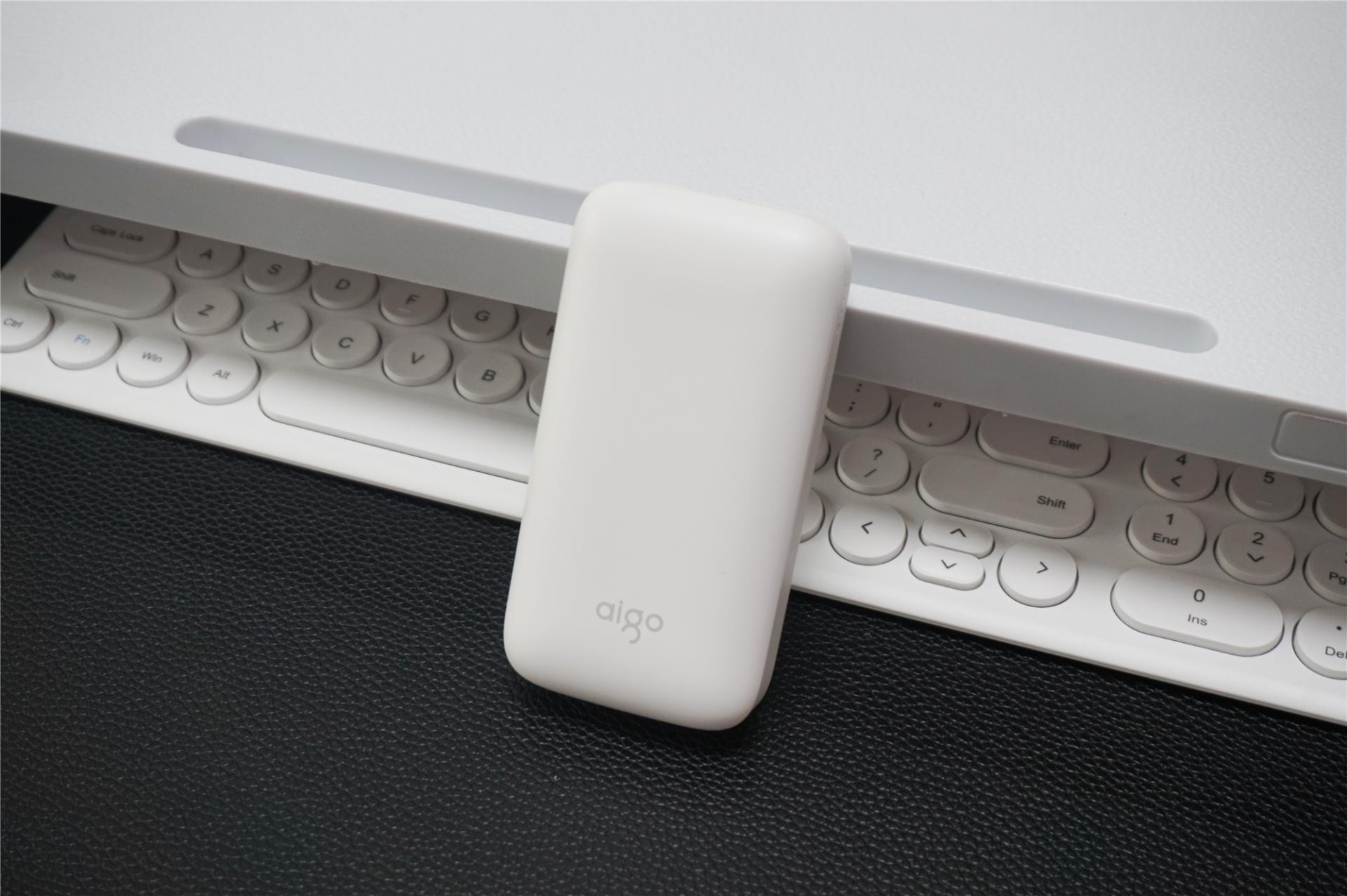 aigo爱国者充电宝充电是什么状态,aigo爱国者充电宝如何使用