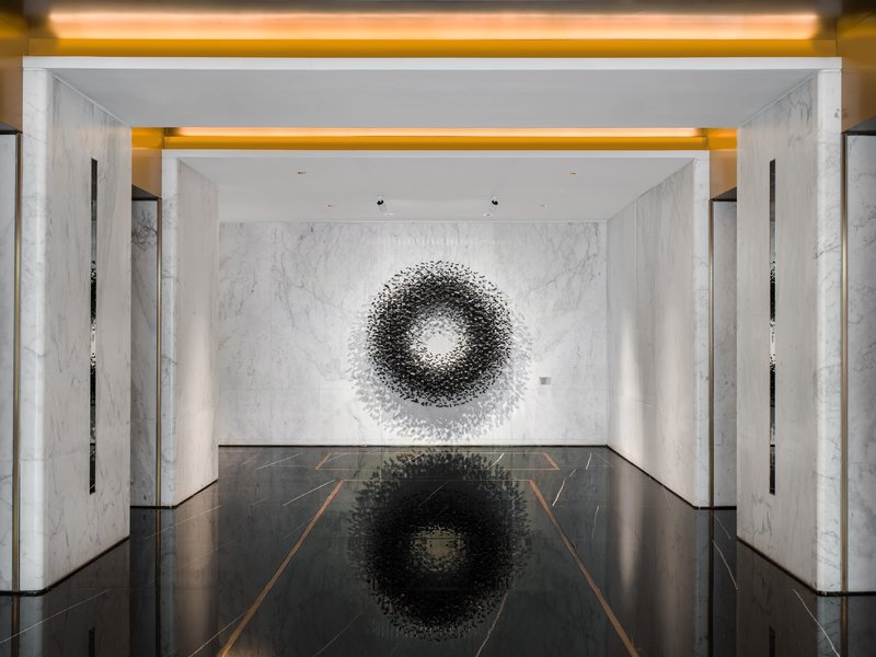 住进这座香港潮牌酒店，像是完成了一趟艺术旅行