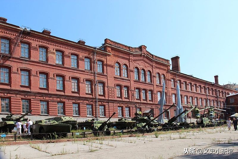 从哥萨克乡村教师到坦克王牌——苏联顶级坦克手拉瓦林科的历程