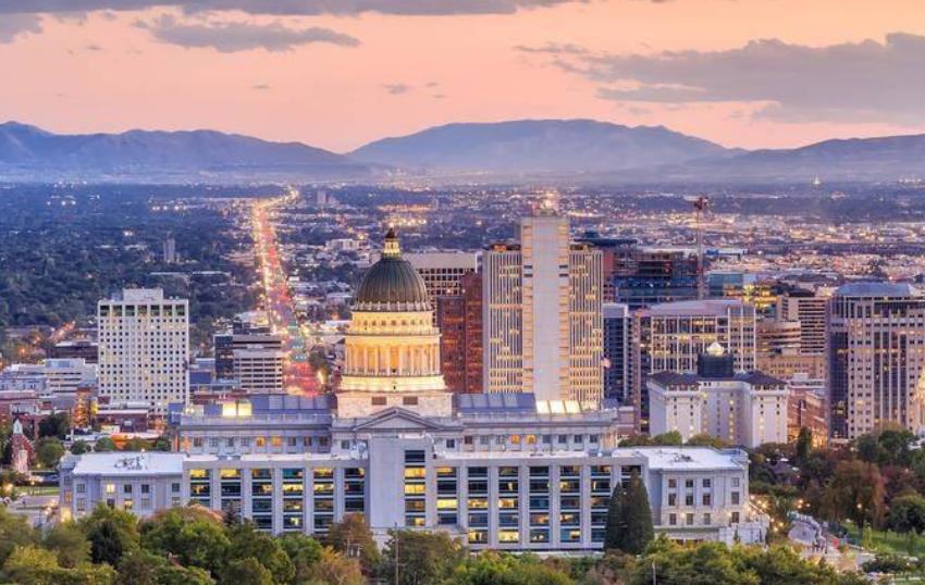 美国西部的小镇和城市,美国中部大平原城市