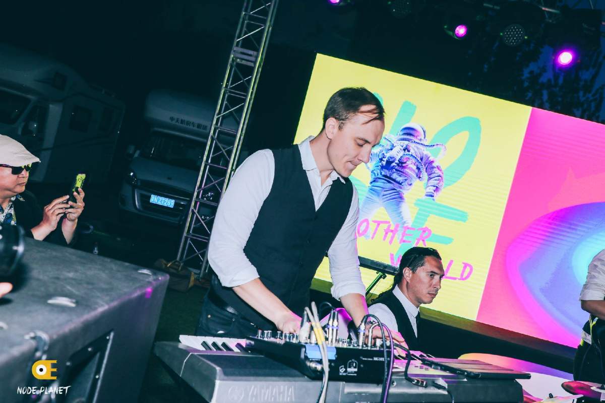 node818戈壁嘉年华,node星球活动现场