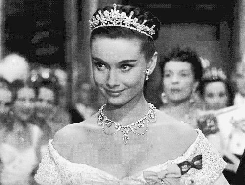 颈纹怎么消除,30岁脖子颈纹好深怎么办