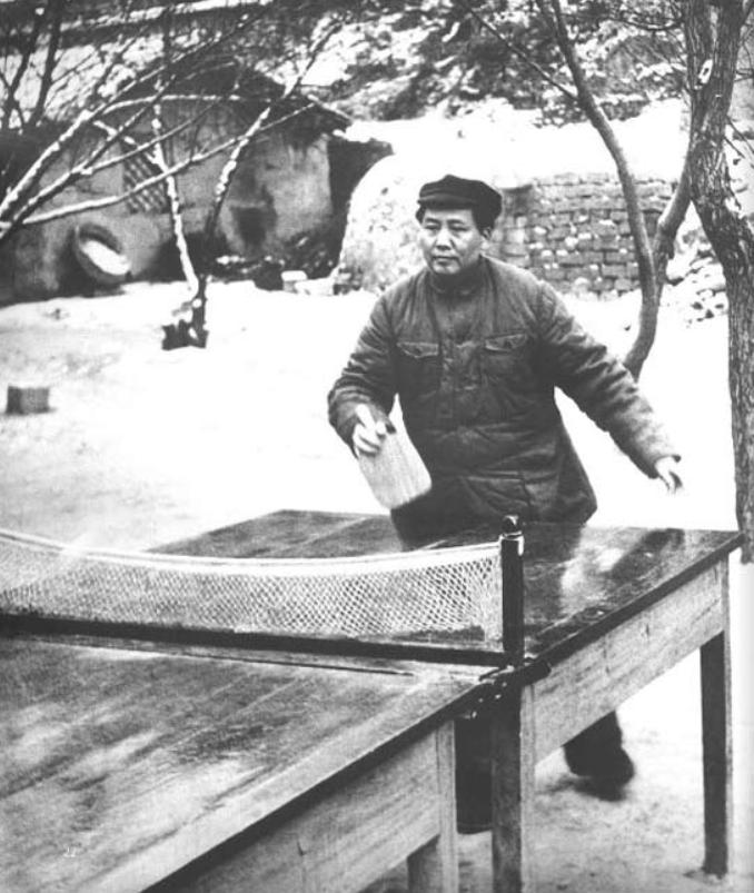 伟人足球情结:毛*东泽**踢门将,陈毅踢中锋,贺龙打造亚洲足球劲旅