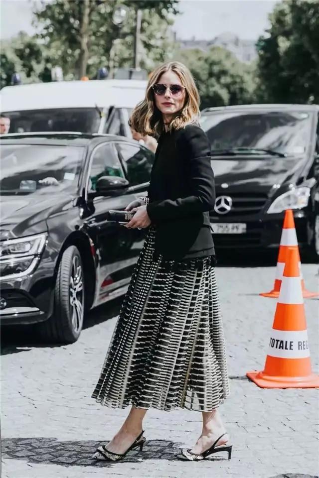 小腿粗还不直的女生穿什么鞋子 (小腿肚子粗适合穿什么样的鞋子)