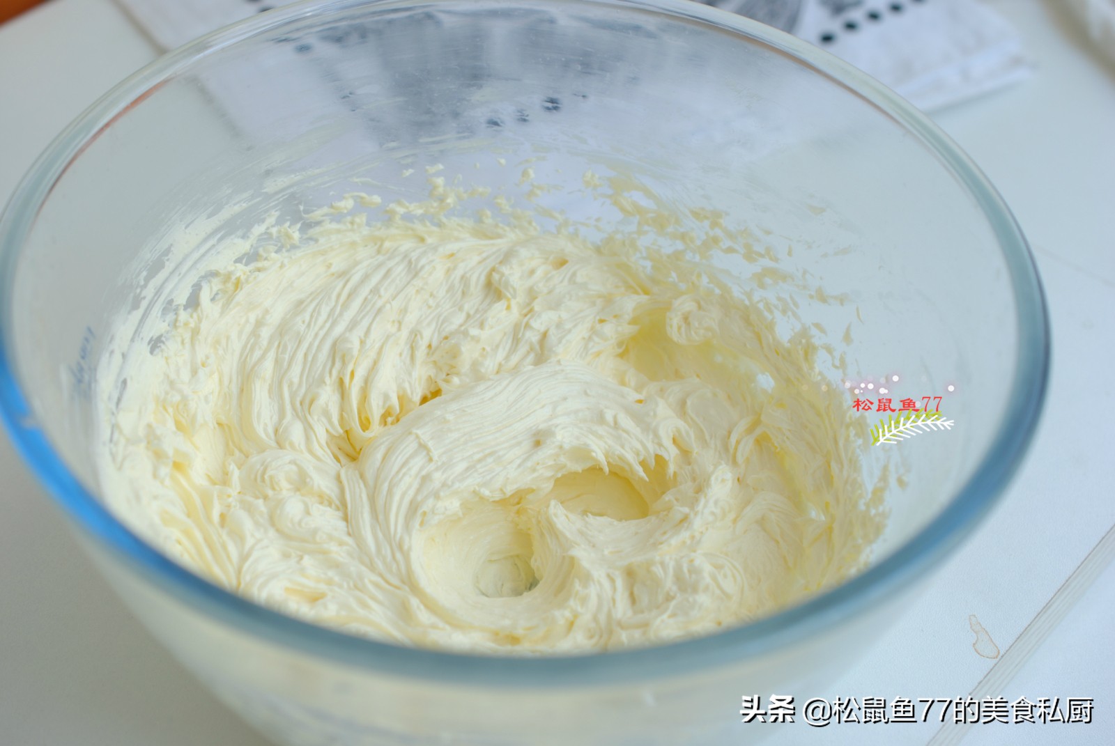 怎么做曲奇又酥又脆,做曲奇饼干酥掉渣的样子