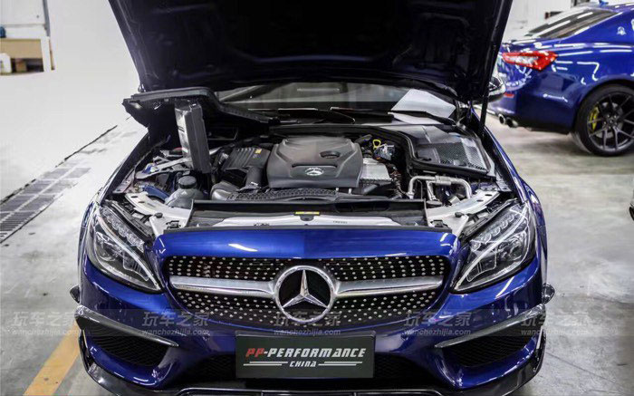 从改变到蜕变到提升,老款奔驰c200改装最佳方案