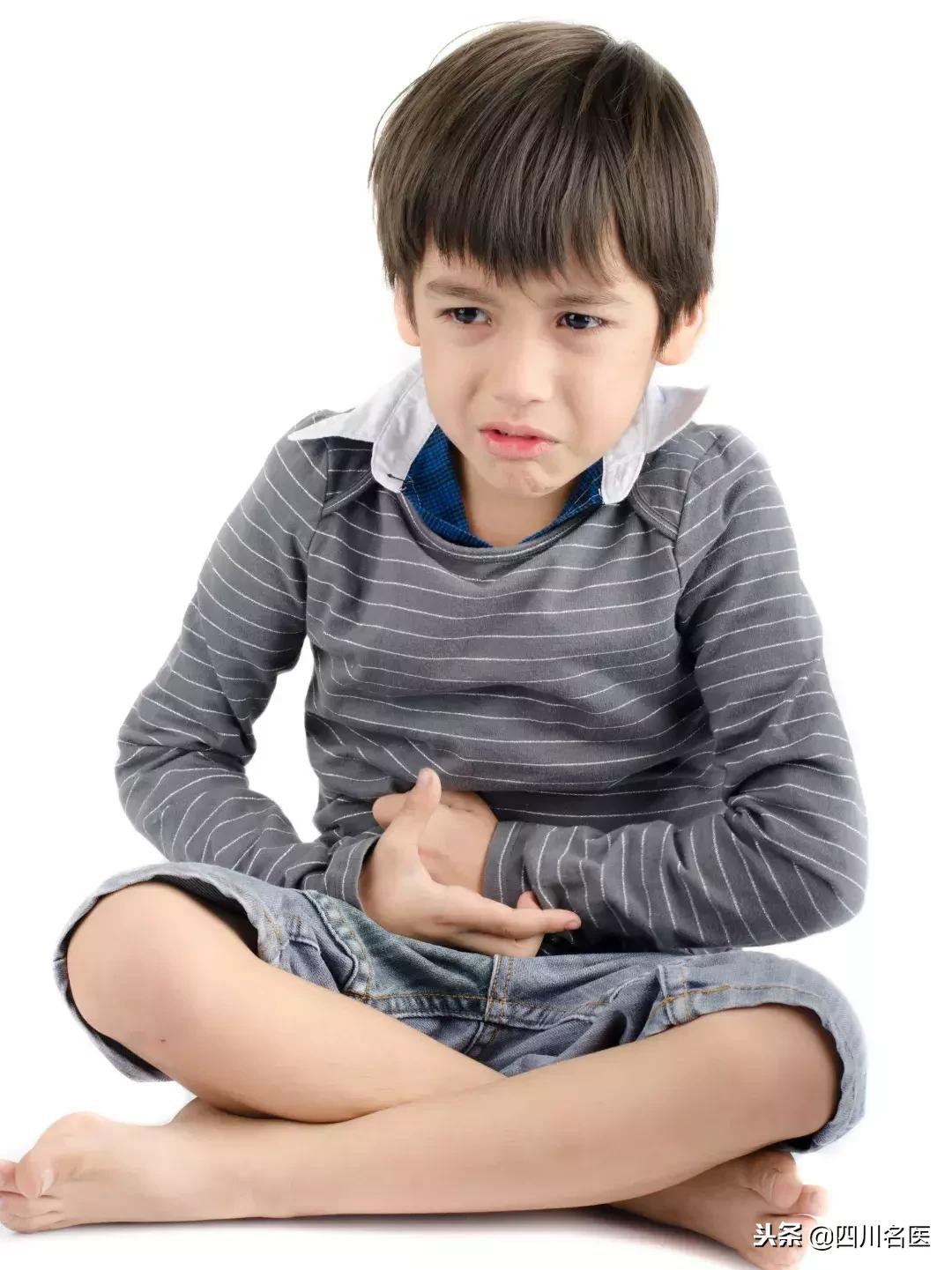 儿子睾丸受伤腹部疼,儿子蛋蛋有点疼会自愈吗