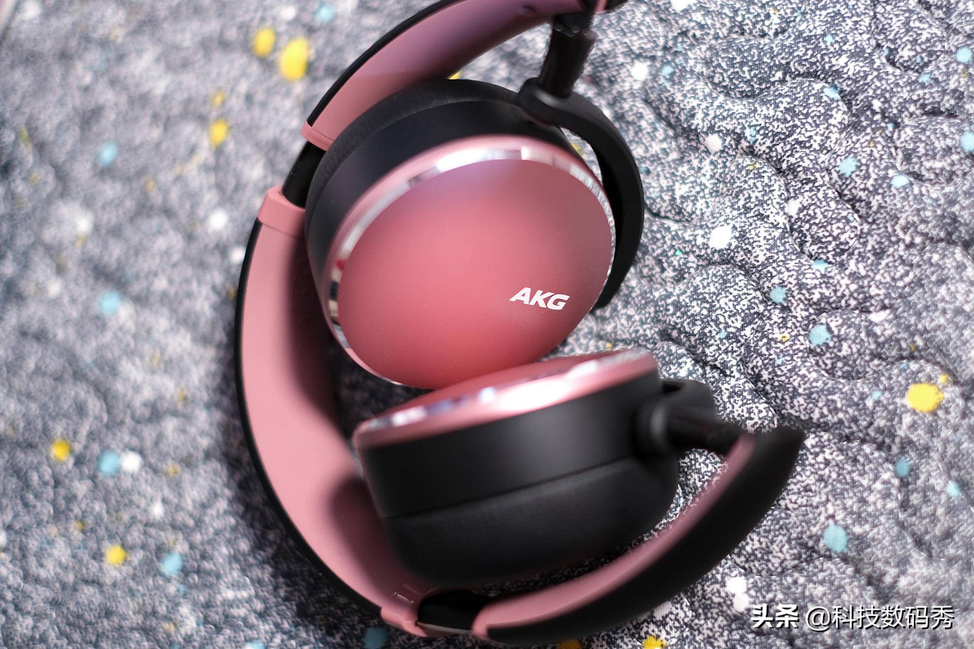 环境降噪5.3蓝牙耳机,500入耳降噪耳机十佳评测