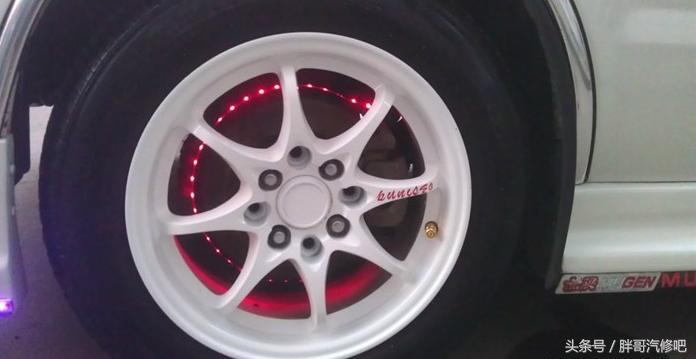 铃木浪迪改k-car,这样的k-car你见过吗