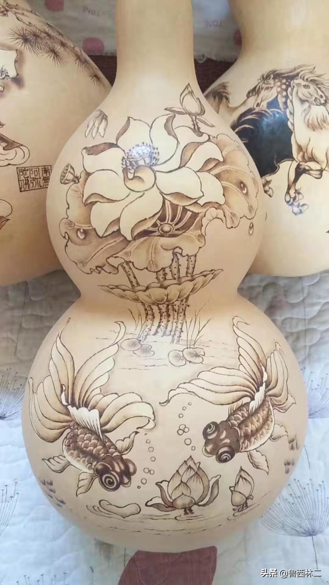 细长葫芦雕刻图片,巧夺天工的葫芦雕刻